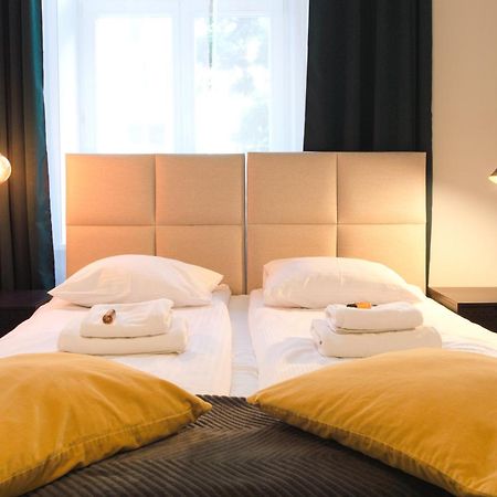 Apartments Wroblewskiego Street Красков Екстериор снимка