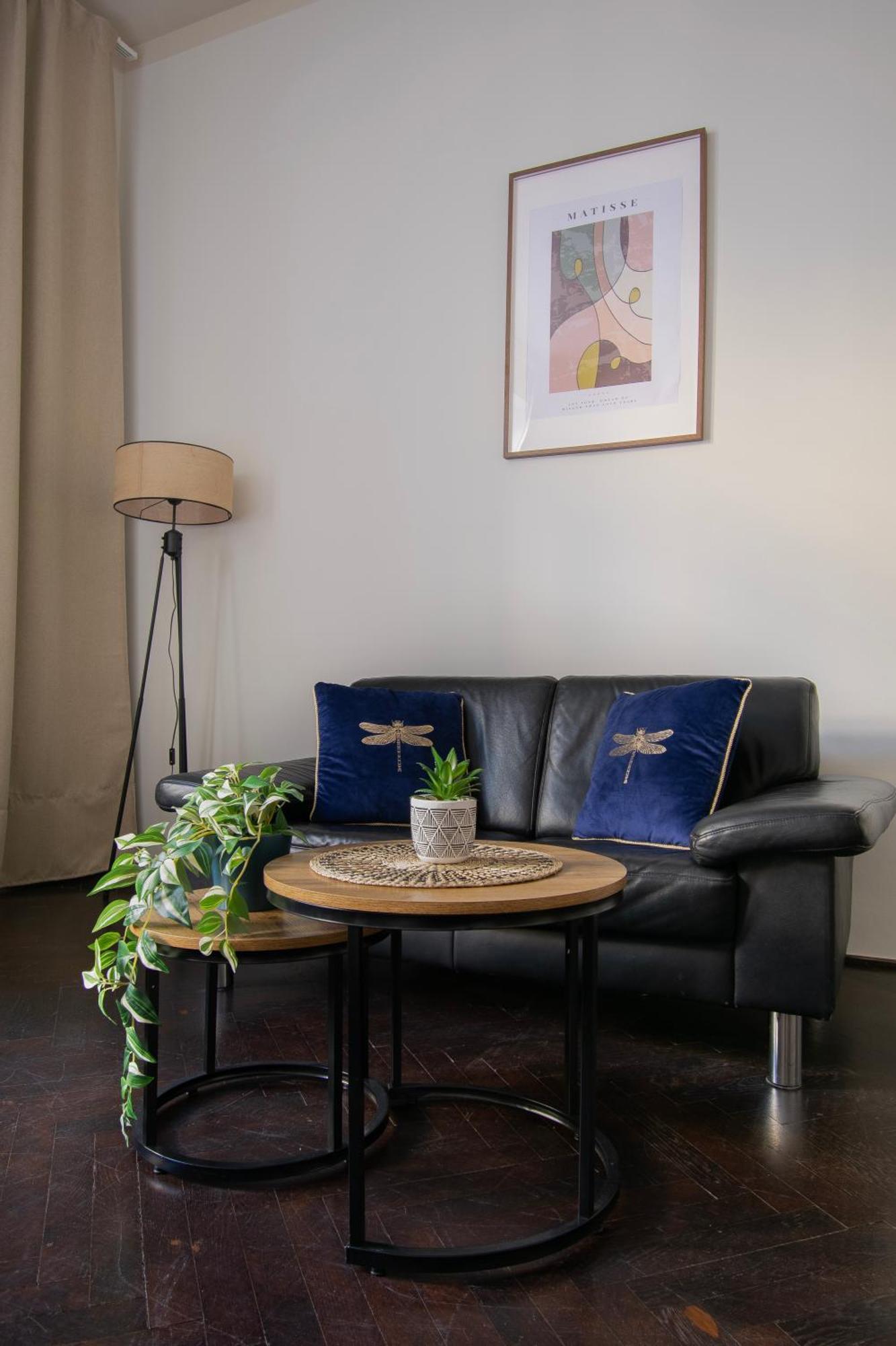 Apartments Wroblewskiego Street Красков Екстериор снимка