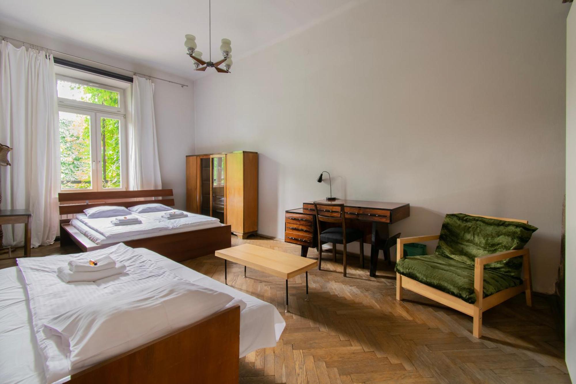 Apartments Wroblewskiego Street Красков Екстериор снимка