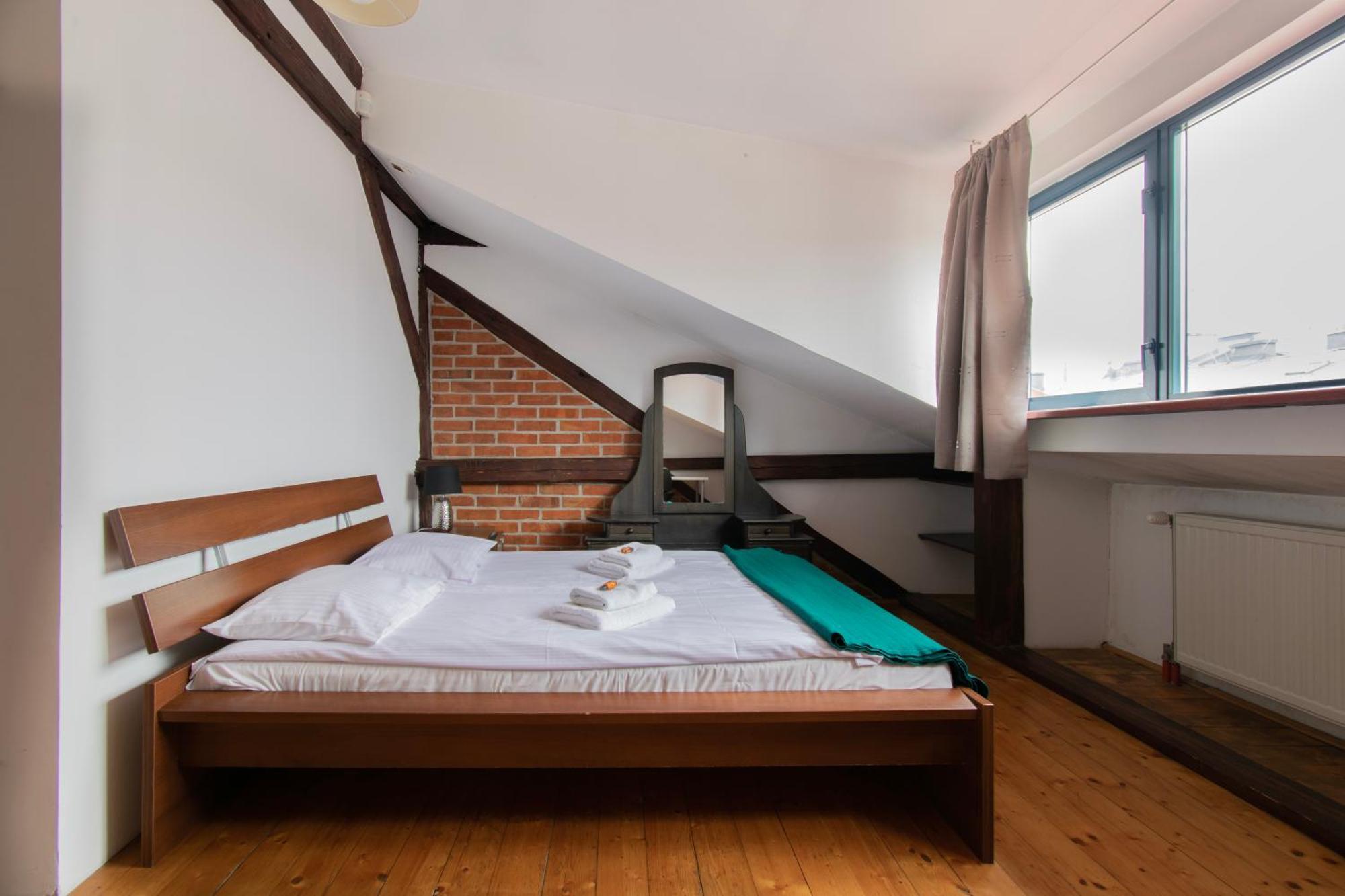Apartments Wroblewskiego Street Красков Екстериор снимка